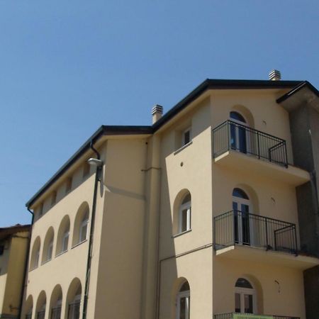 Apartmán Casa Amalia Boario Terme Exteriér fotografie